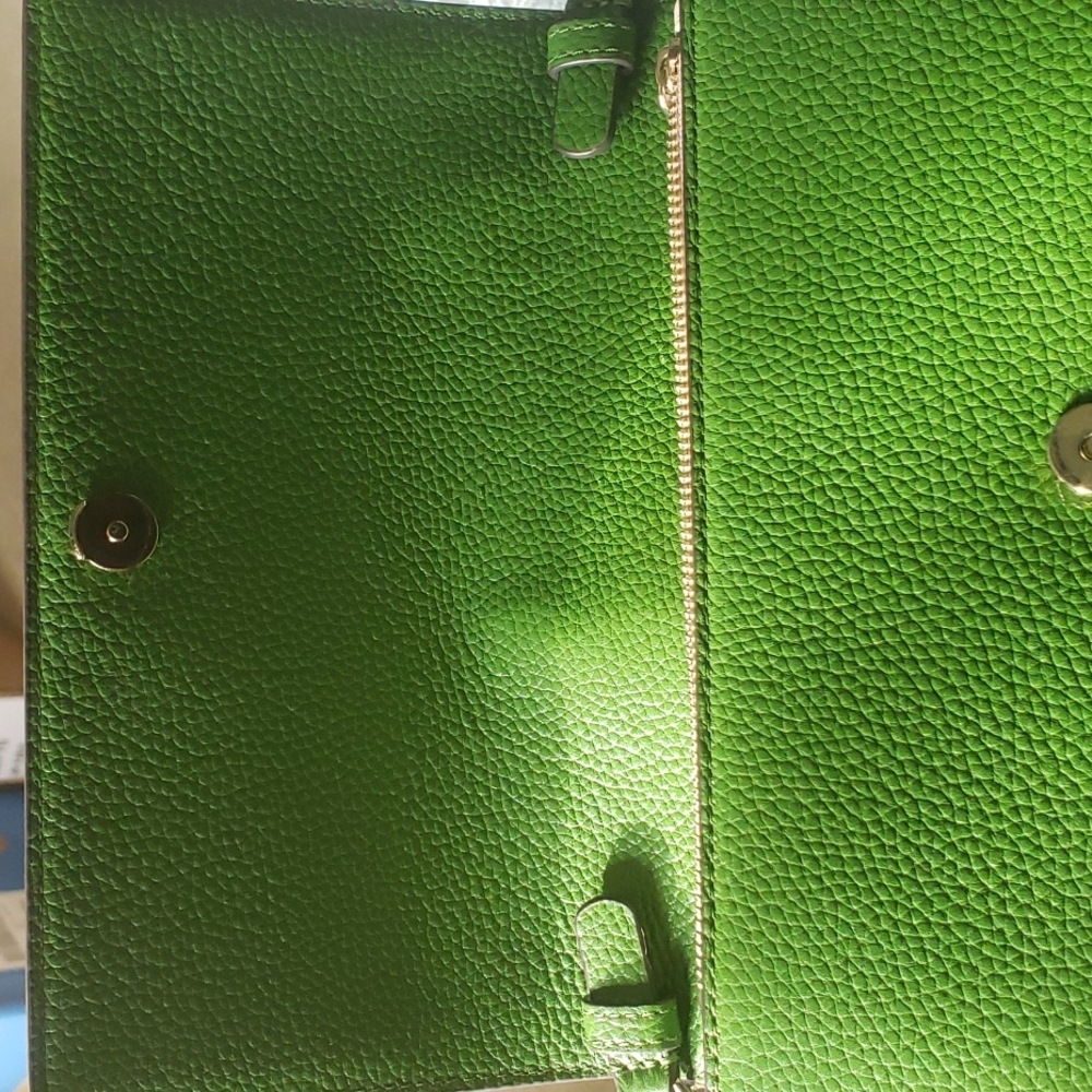 KATE SPADE ♠️ NEW YORK LINK LEATHER CROSSBODY BAG 💚 ( GREEN ) ..... - Picture 9 of 16